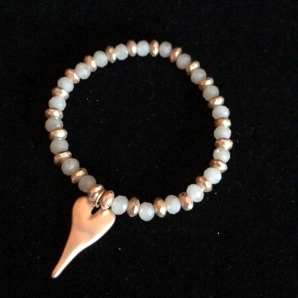 Merx. White and Gold Beaded Bracelet